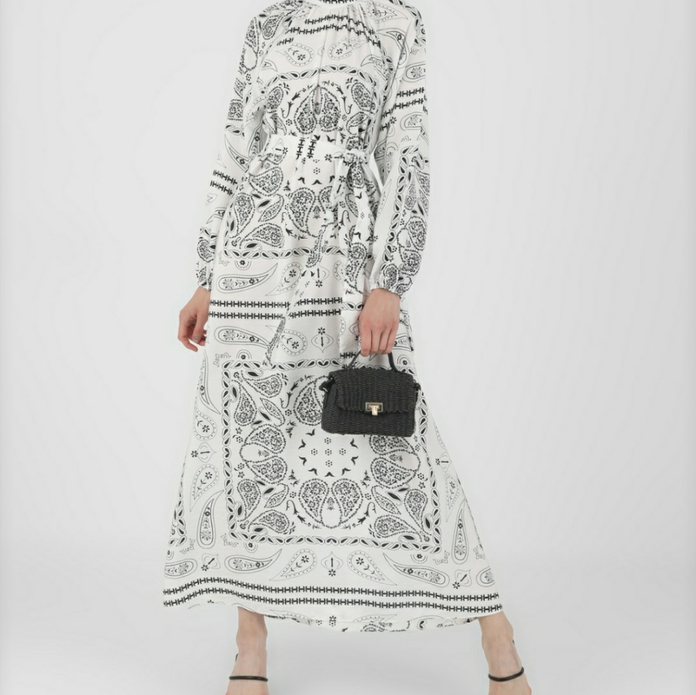 BN Modest Dress - Picture 3 of 5